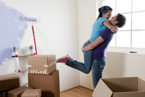 Local movers handling access and parking challenges in Marylebone