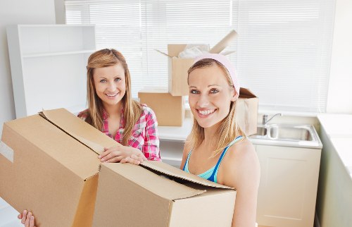 Careful wrapping and boxing of household belongings in Marylebone